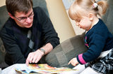 Father teaching daughter Royalty Free Stock Photography